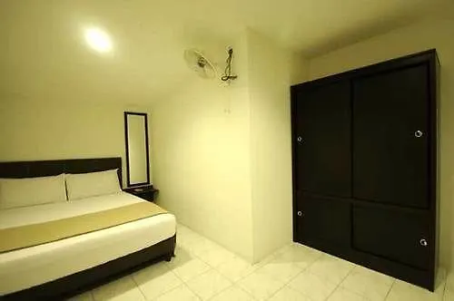 Hotel Leisure Home Stay - Gemilang Kuala Lumpur